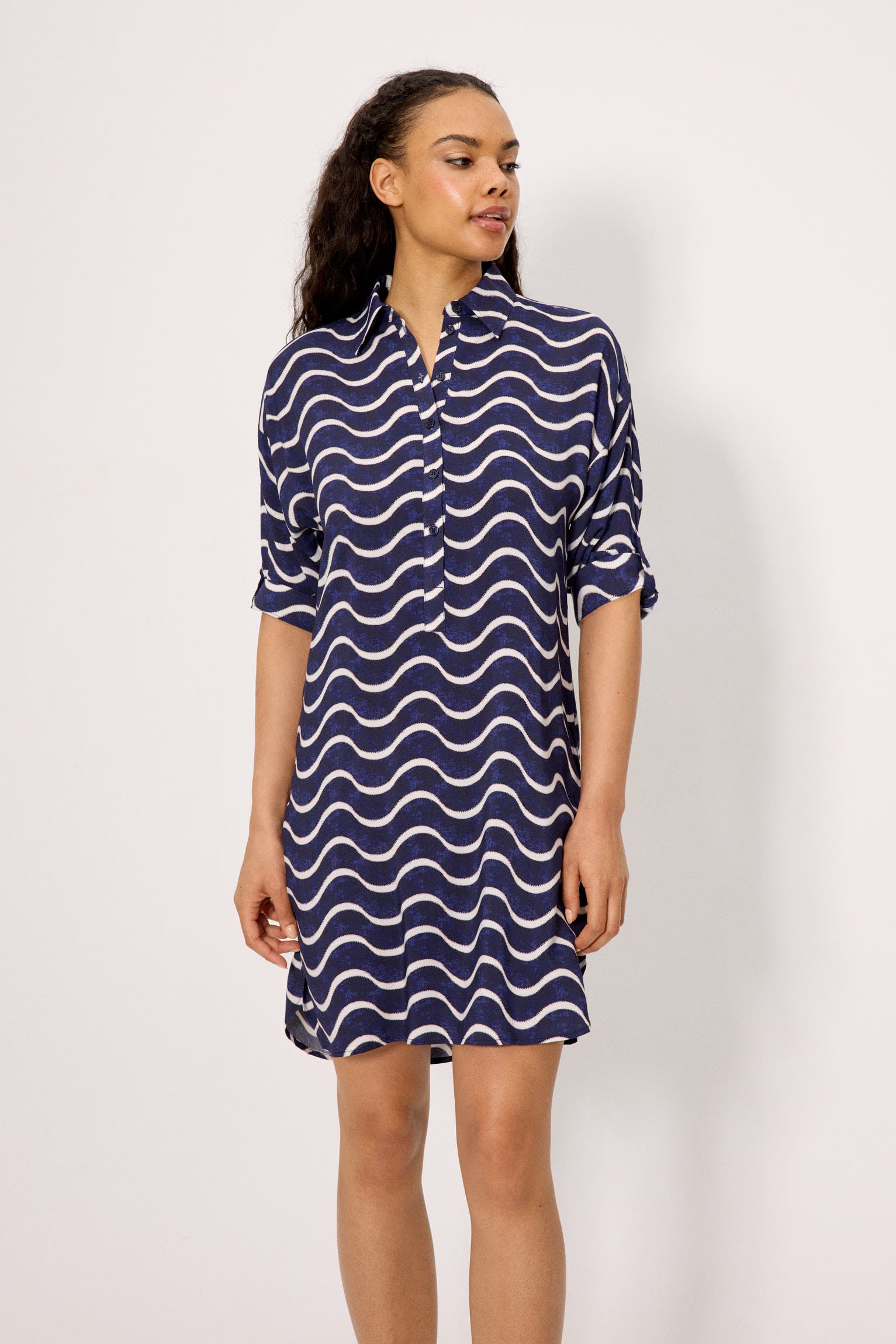 Camisa comprida com estampa ondulada