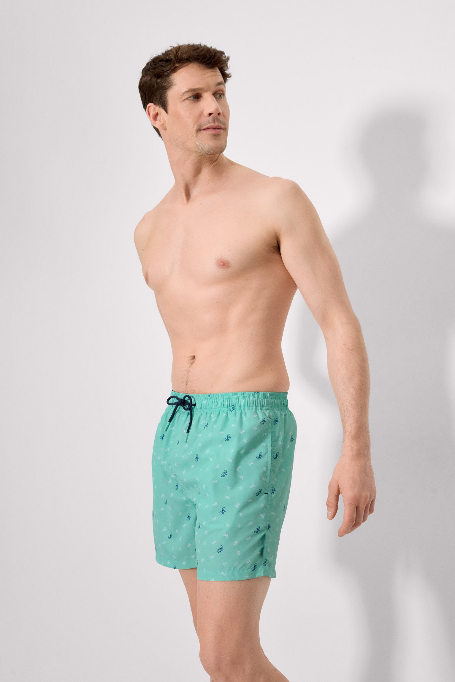 Maiô meia-lua com estampa de bicicleta verde