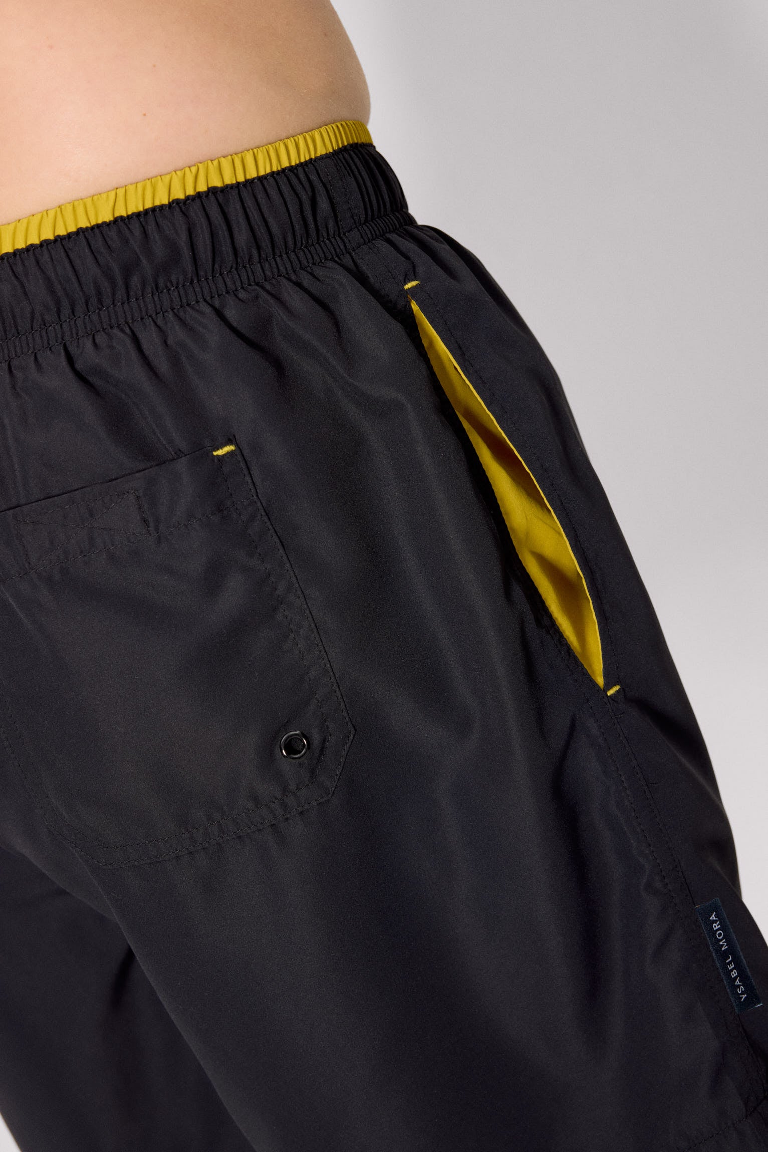 Meio biquíni com detalhe na cintura, preto