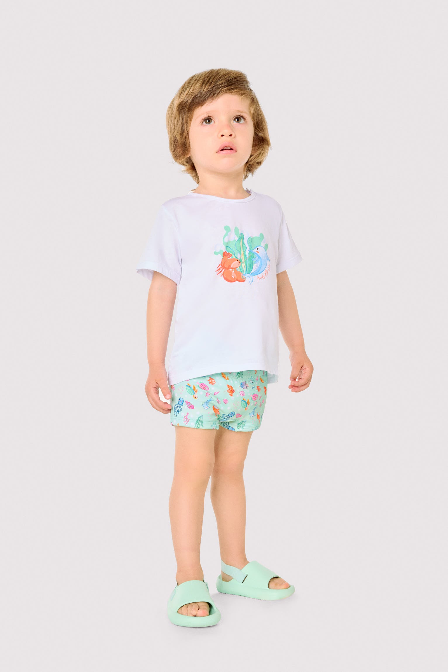 Conjunto para bebê: camiseta e shorts boxer com estampa de animais marinhos