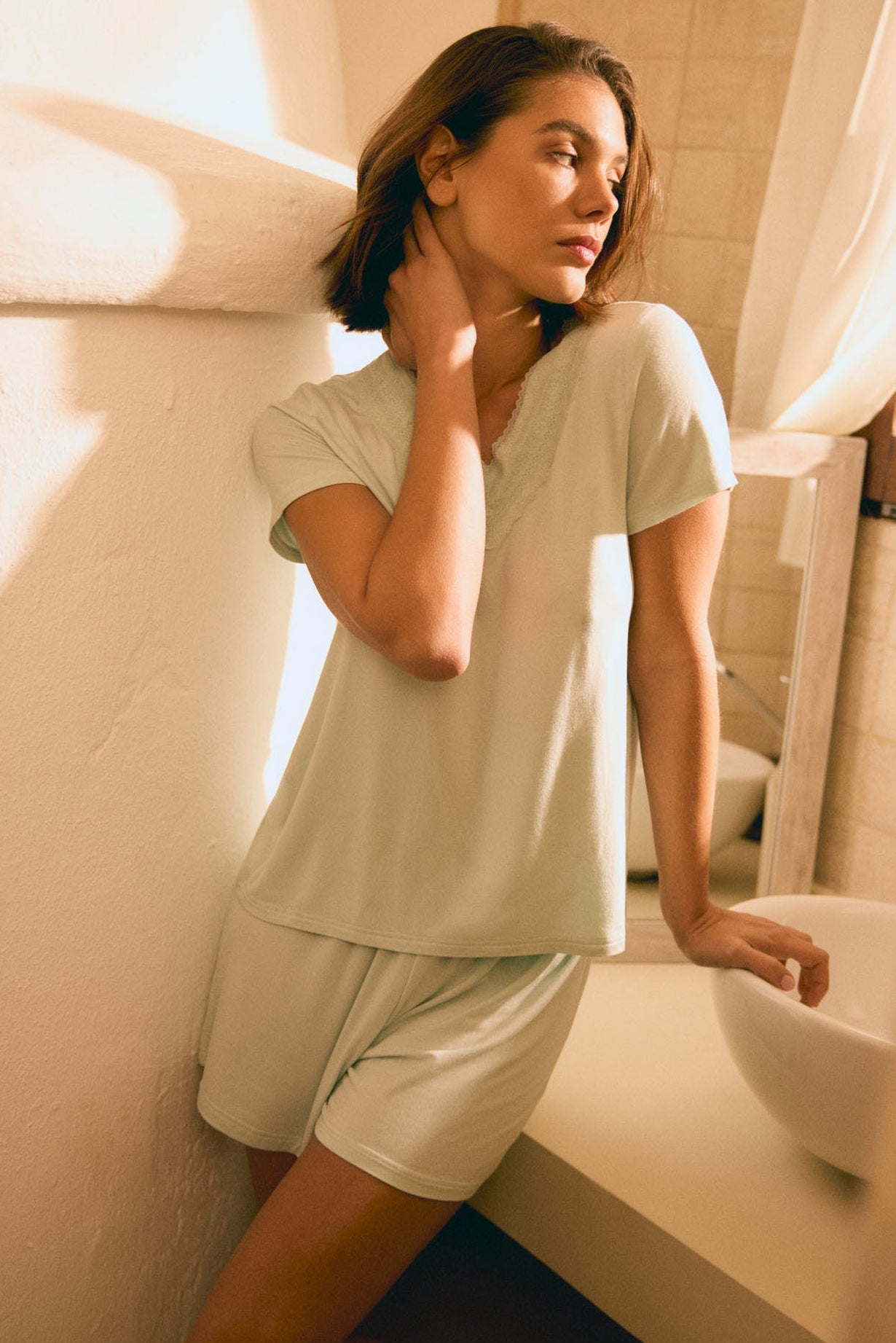 Pijama ligero camiseta manga corta y pantalón corto verde - Ysabel Mora