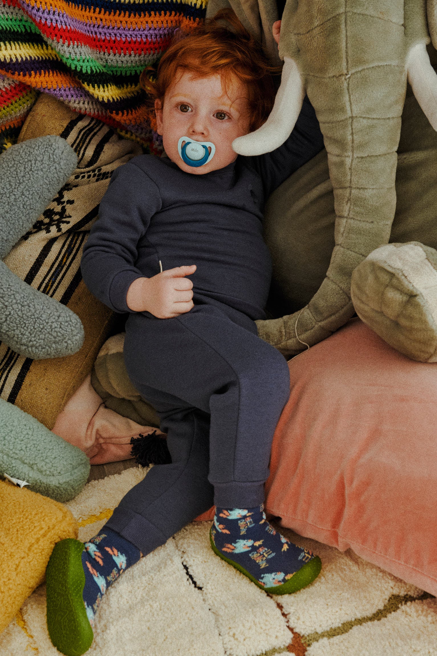 PRÉ-VENDA Conjunto básico para bebê: moletom azul marinho e calça jogger