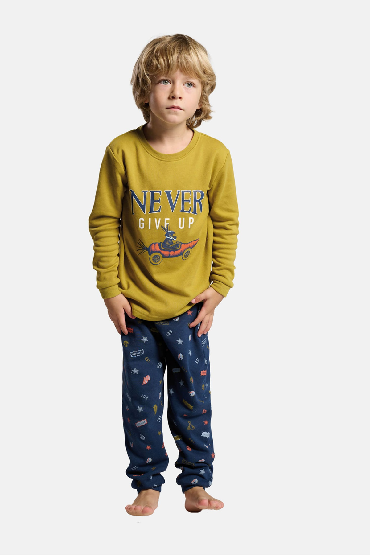 Pijama comprido de menino cardado estampado Never Give Up