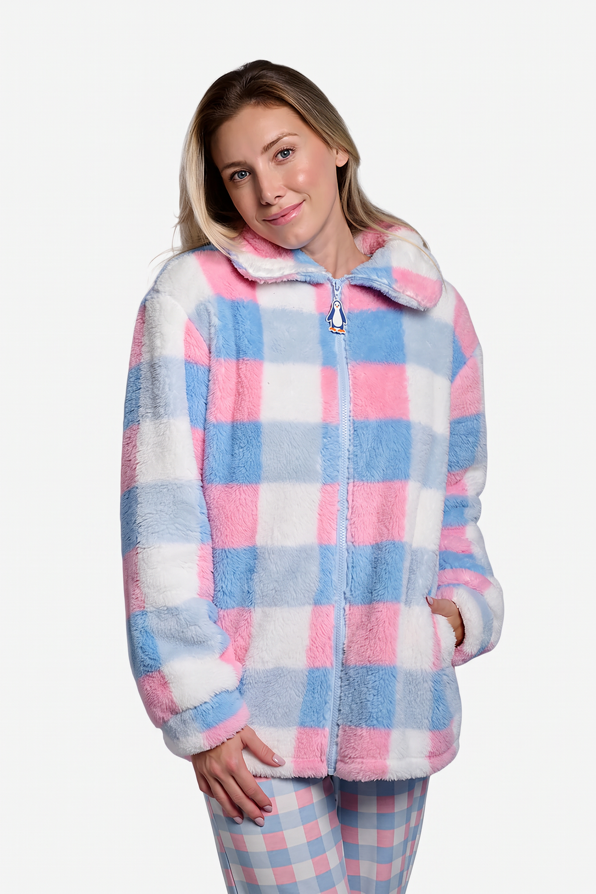 Roupão curto de mulher polar sherpa aos quadrados com fecho